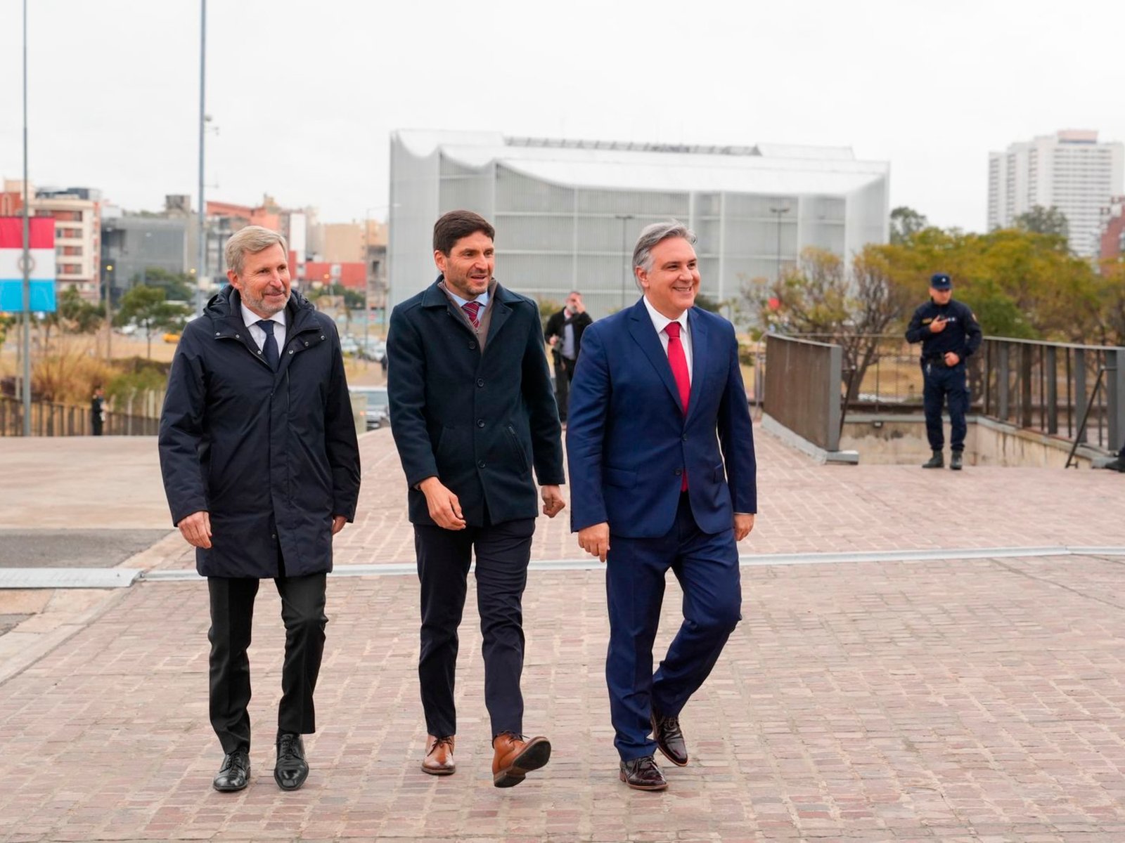 Intereses en juego: el futuro de las retenciones y su impacto en la economía regional Este jueves, Córdoba se convirtió ... Descubre más sobre económicos, sa...