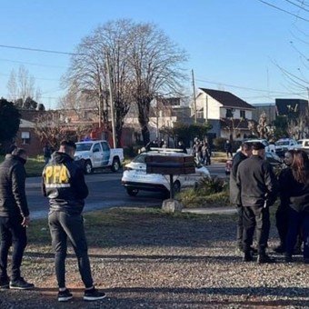 Un motochorro murió y otro fue detenido tras un intento de robo a dos policías en Quilmes