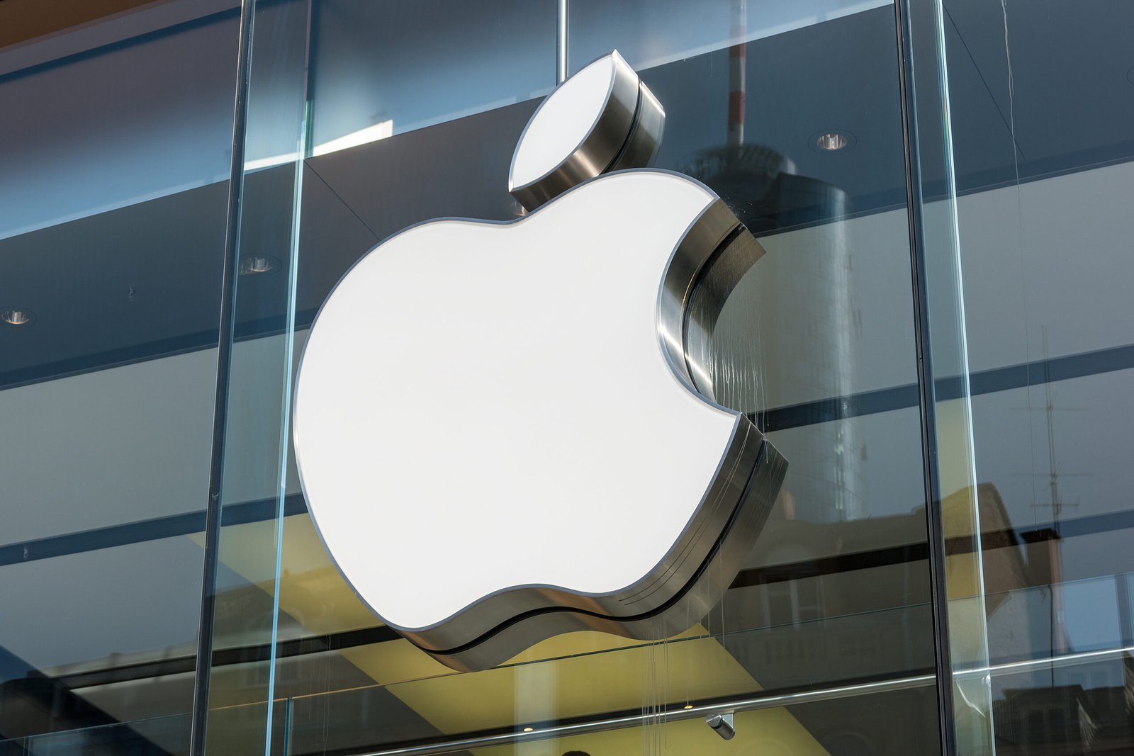 Apple demanda al filtrador Jon Prosser por robar secretos de iOS. iOS