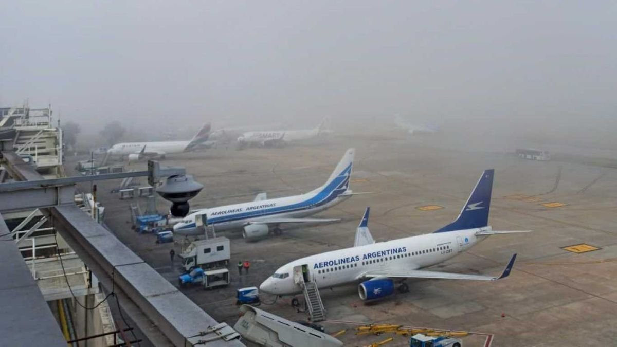 La niebla y Ezeiza tuvieron su peor día en años en Aeropuertos, Destacados