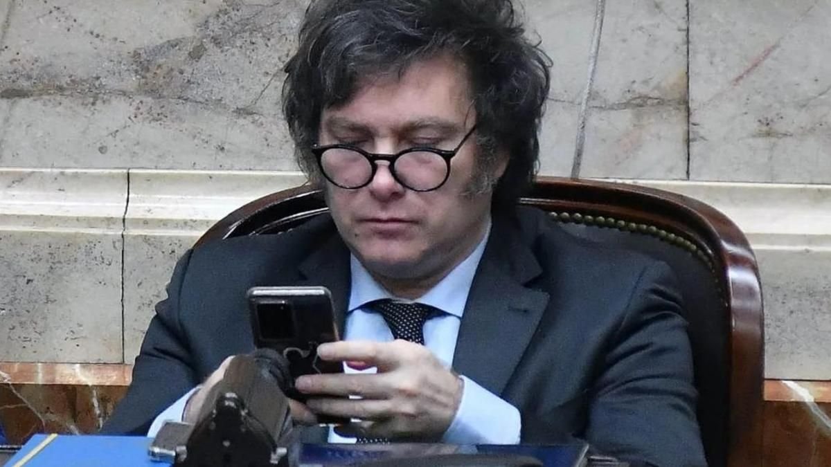 El "error" que cometió Milei con el dólar y ahora hace que se "desangre", según Carlos Melconian en El Cronista, Finanzas