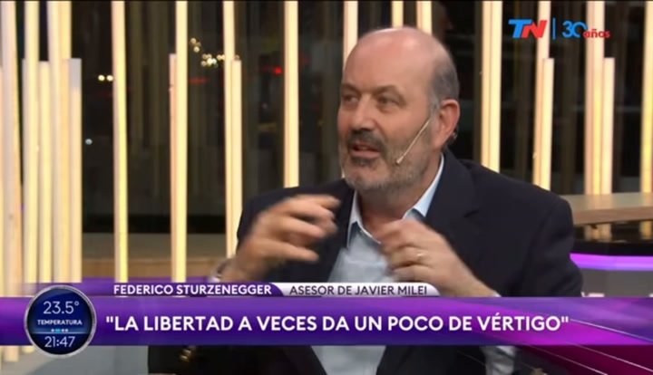 Radiografía de las 101 desregulaciones de Sturzenegger en El Cronista, Economía