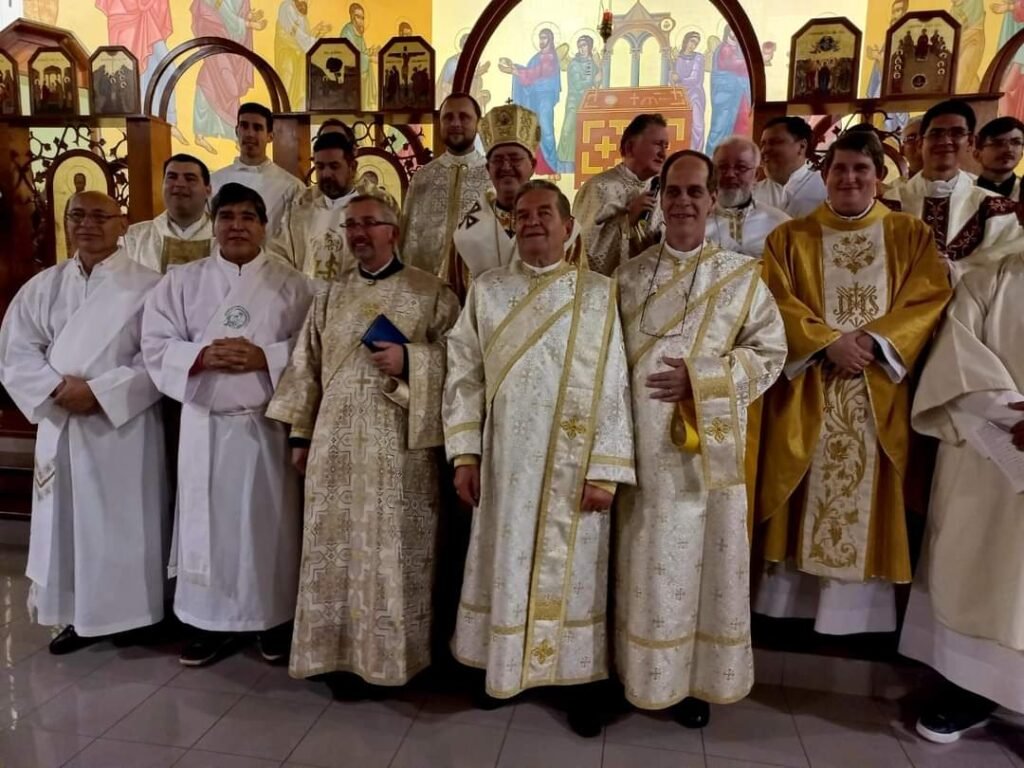 Imagen relacionada con La parroquia "San Vladimiro" de Posadas recibe al sacerdote Guillermo Andrujovich, resaltando la importancia de la oración.