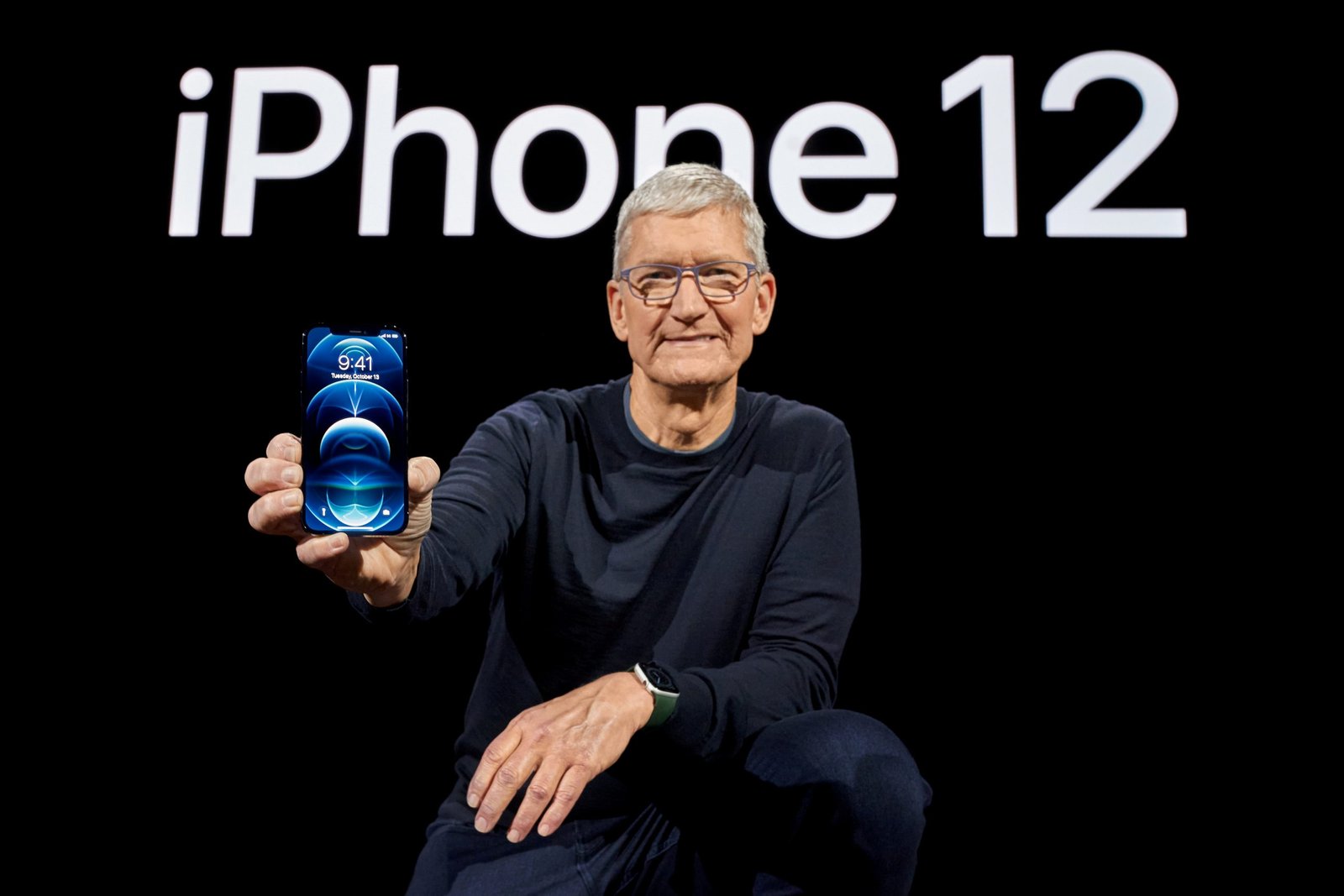 El equipo de diseño de Apple reportará a Tim Cook. iPhone