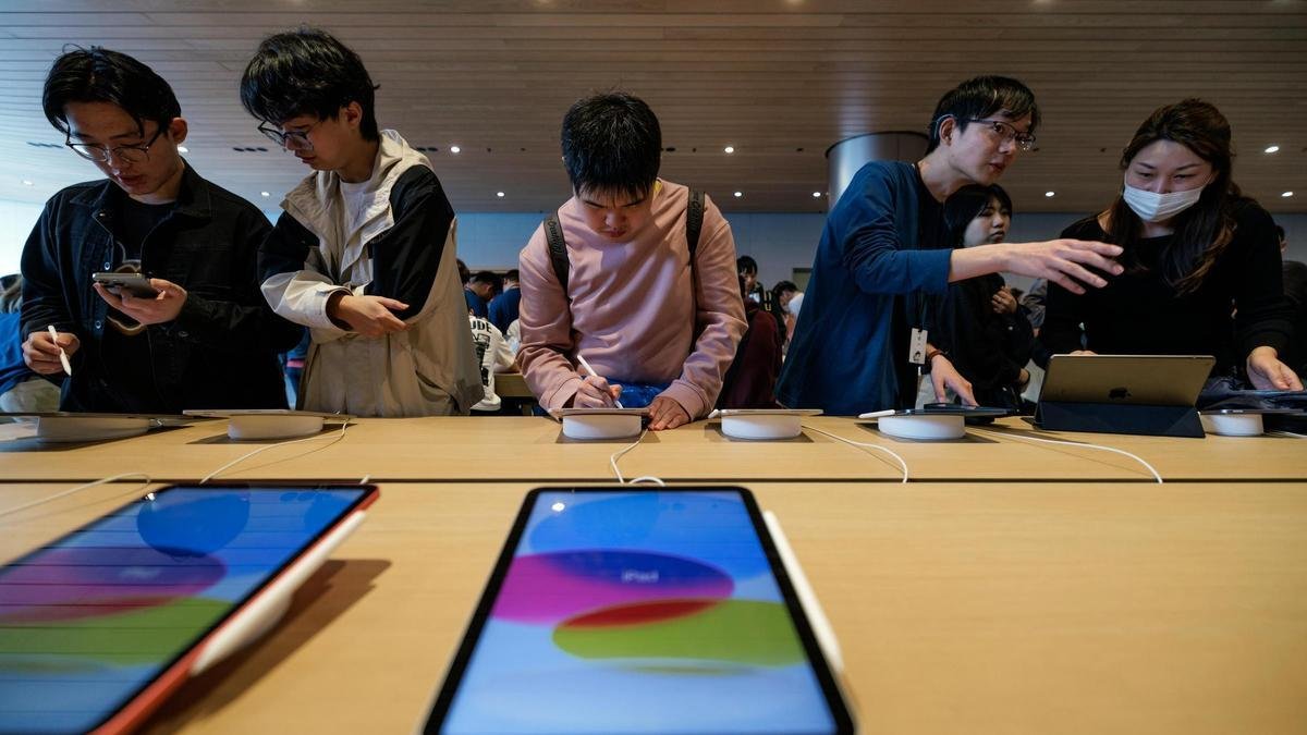 Meta supuestamente contrata al jefe de modelos de IA de Apple. Inteligencia de Apple