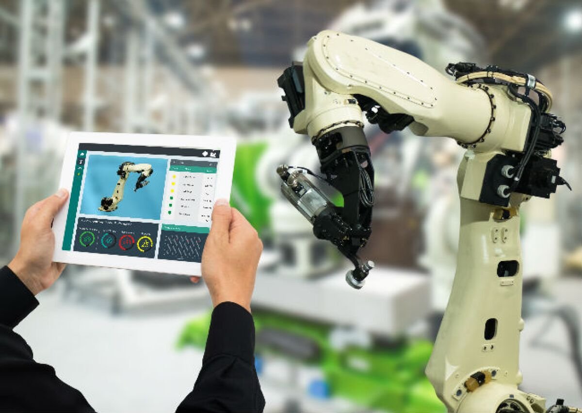 Apple abre una academia de manufactura en Detroit para impulsar la innovación en EE. UU. iPhone