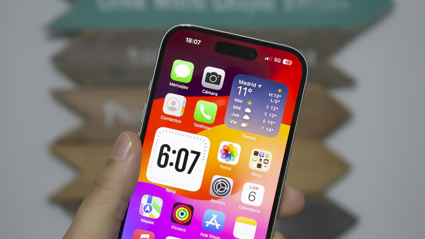 Los australianos podrán pronto descargar aplicaciones para iPhone desde fuera de la App Store de Apple, según una propuesta federal. iPhone
