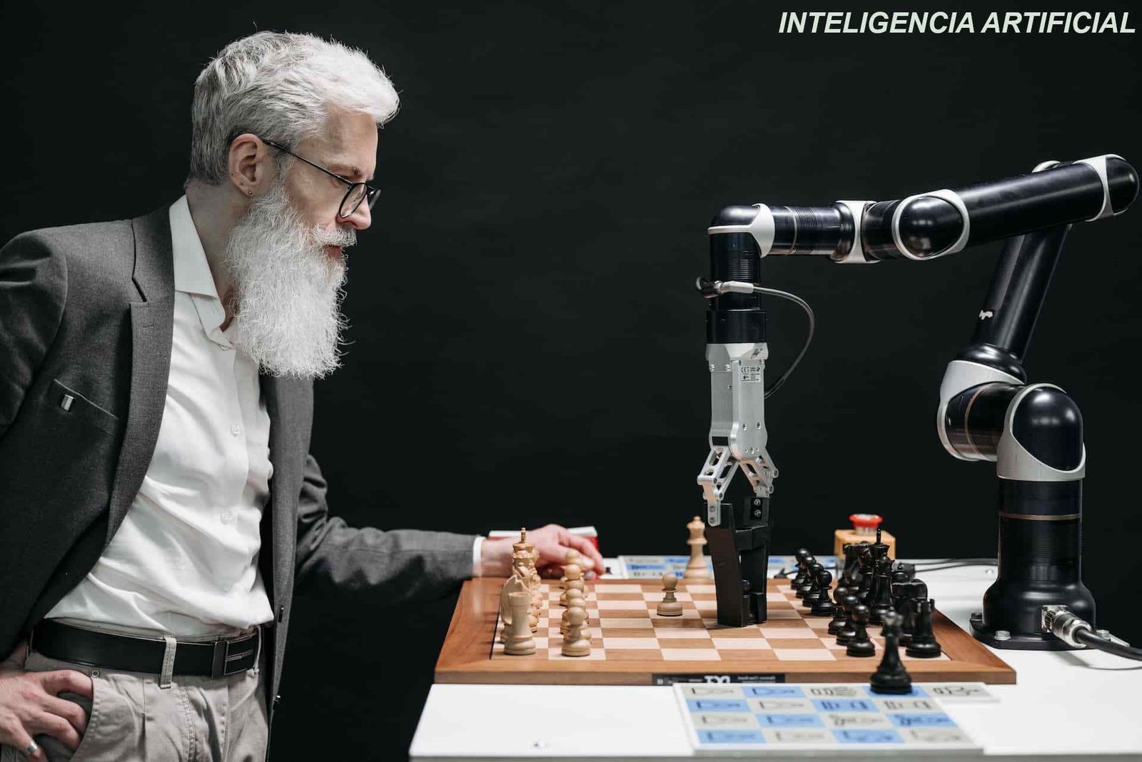 Meta supuestamente recluta al jefe de modelos de inteligencia artificial de Apple. Inteligencia de Apple