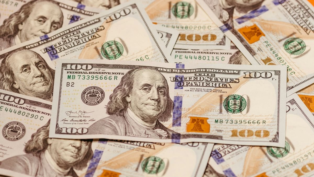 Los factores que presionan al dólar y qué puede pasar después de las elecciones, según la economista que más acierta en El Cronista, Finanzas