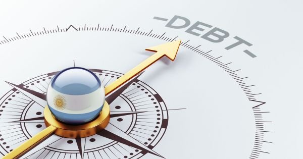 Deudas en El Cronista, Economía