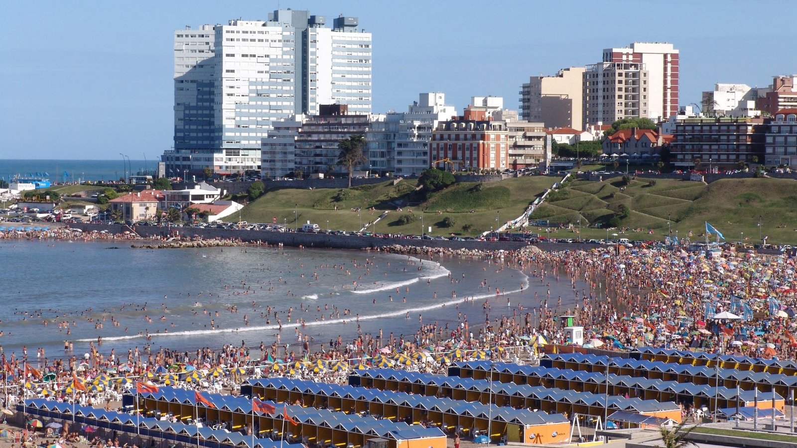 De Mar del Plata al mundo en El Cronista, Negocios
