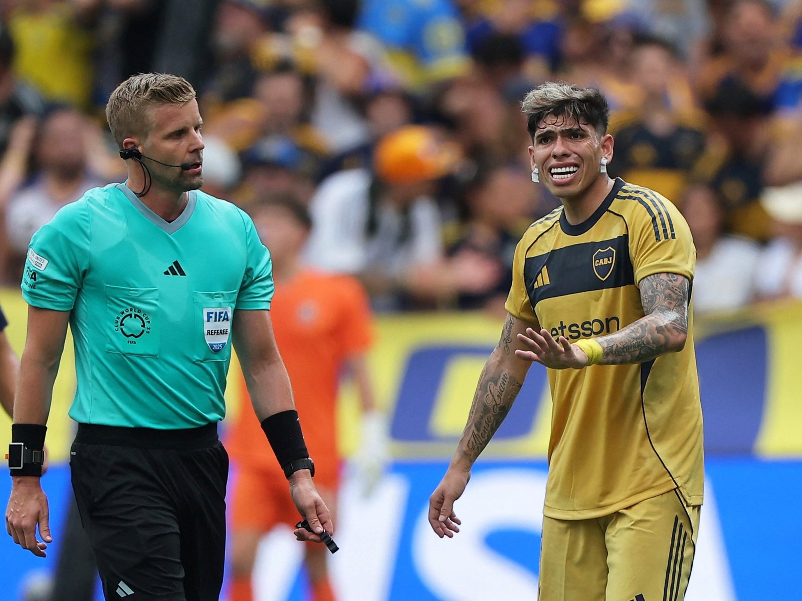 La defensa de un jugador en el ojo del huracán En el siempre tumultuoso universo de Boca Juniors, la figura de Carlos Pa... Descubre más sobre huracán, chile...