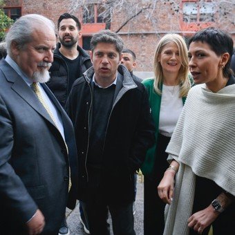 Kicillof se pone al frente de la campaña y busca "mover el territorio" con los intendentes, ante el riesgo de la baja participación