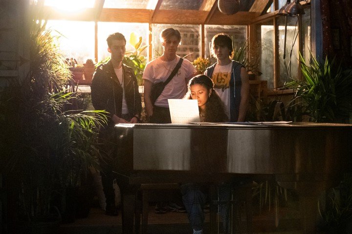 "Julie and the Phantoms", la serie musical de Netflix, del creador de "High School Musical". Foto: Netflix.