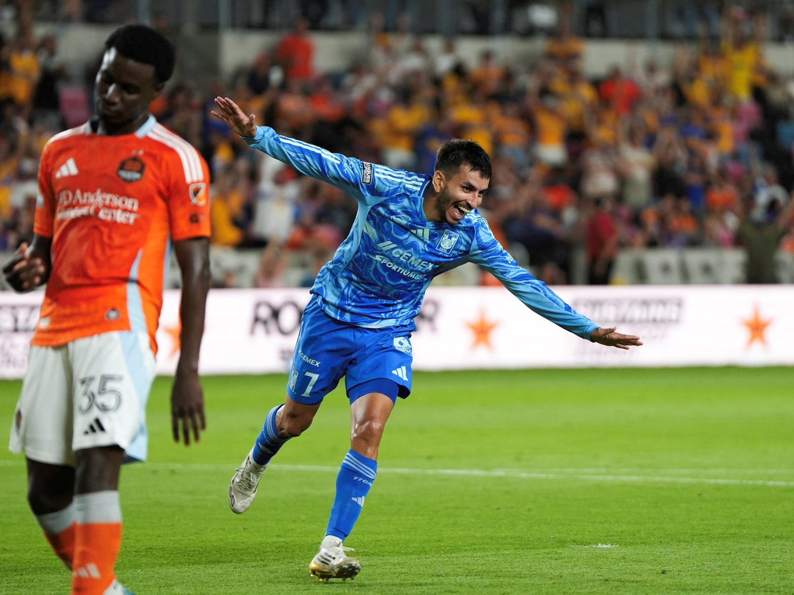 El resurgir de un campeón: Correa lidera la victoria de Tigres en la Leagues Cup En una noche de fútbol emocionante, Áng... Descubre más sobre reacción, preg...