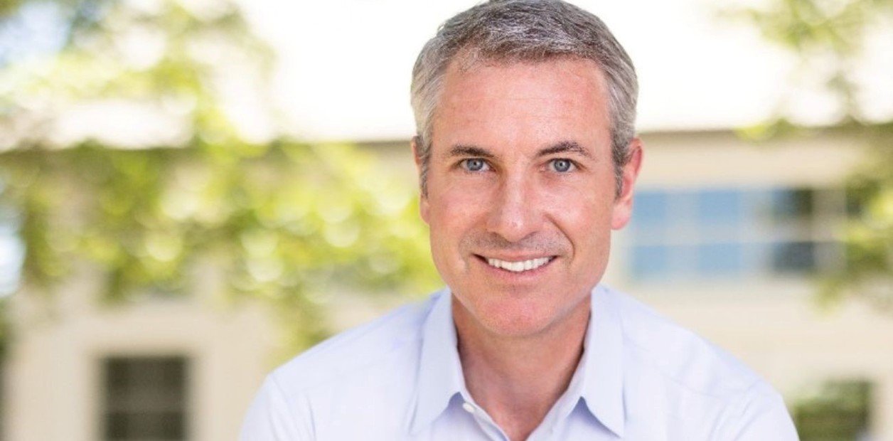 Andy Byron actualmente es el CEO de Astronomer. Foto: LinkedIn.