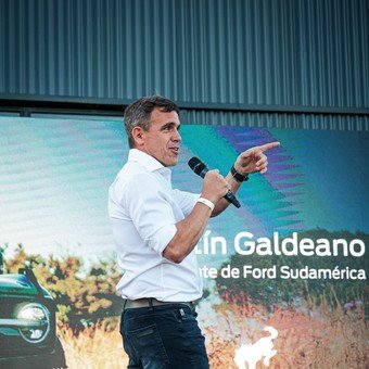 El titular de Ford planteó que, sin impuestos, hay modelos más baratos en Argentina que en Chile