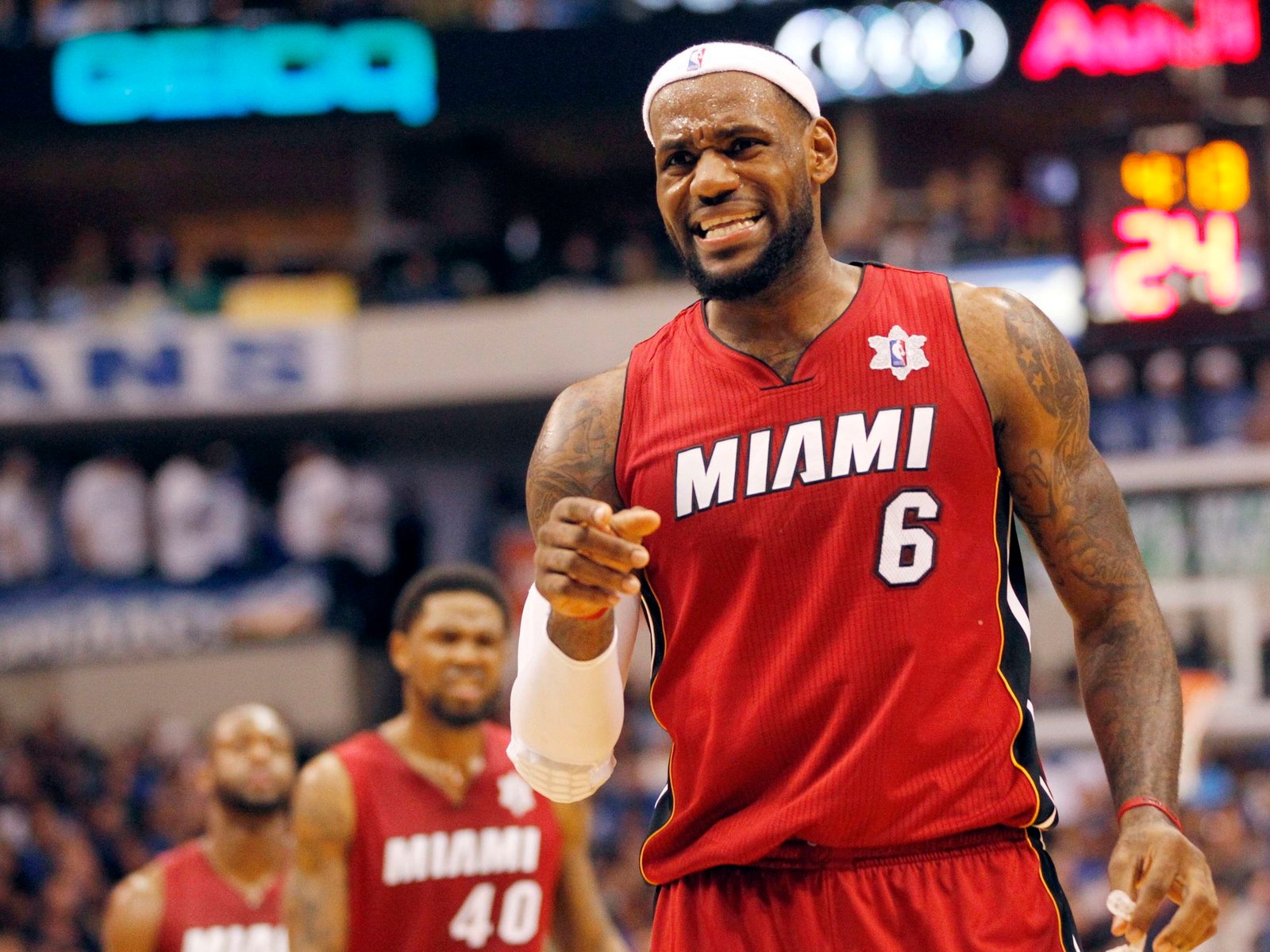 Un escándalo que sacude la NBA: el robo de memorabilia y su impacto en la comunidad En un giro inesperado que ha sorpren... Descubre más sobre desde, inciden...