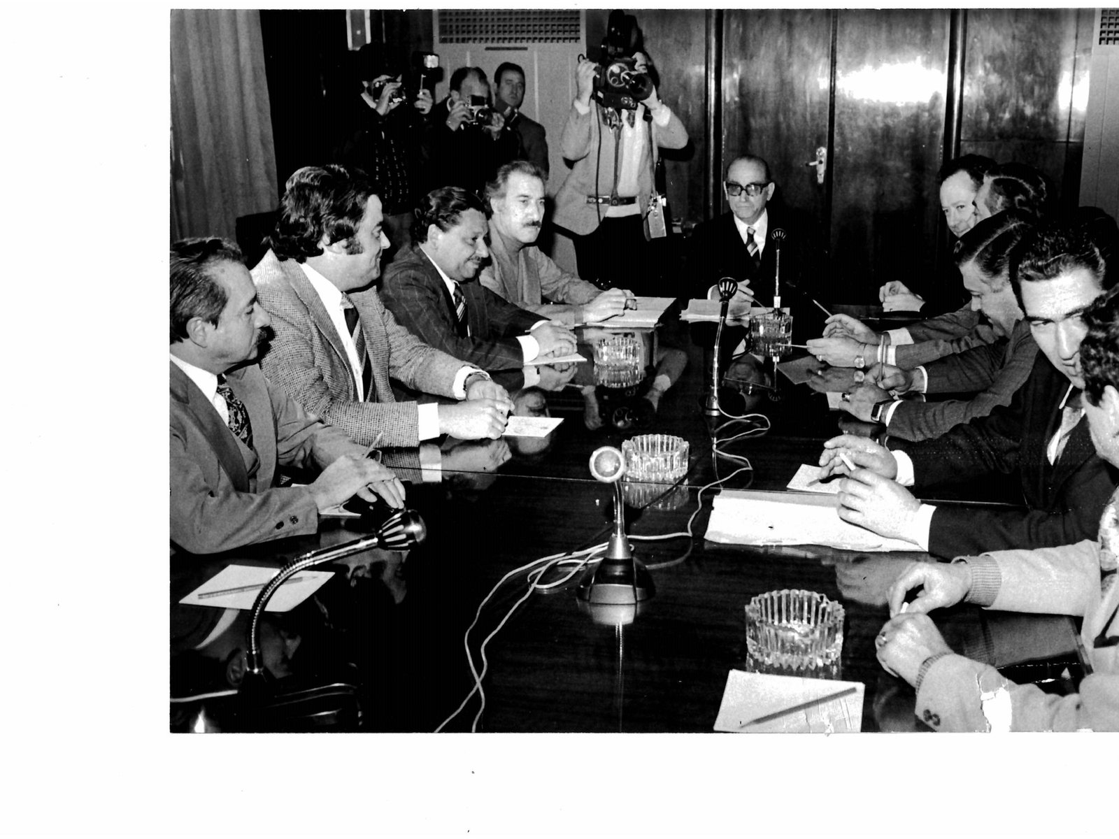 La inestabilidad económica en tiempos de incertidumbre El nombramiento de un nuevo ministro de Economía, en un contexto ... Descubre más sobre historia, igua...