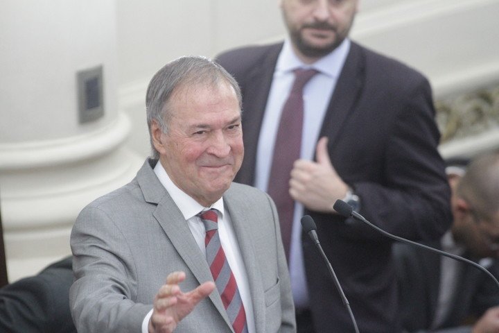 Juan Schiaretti se sumó al armado de los cinco gobernadores.