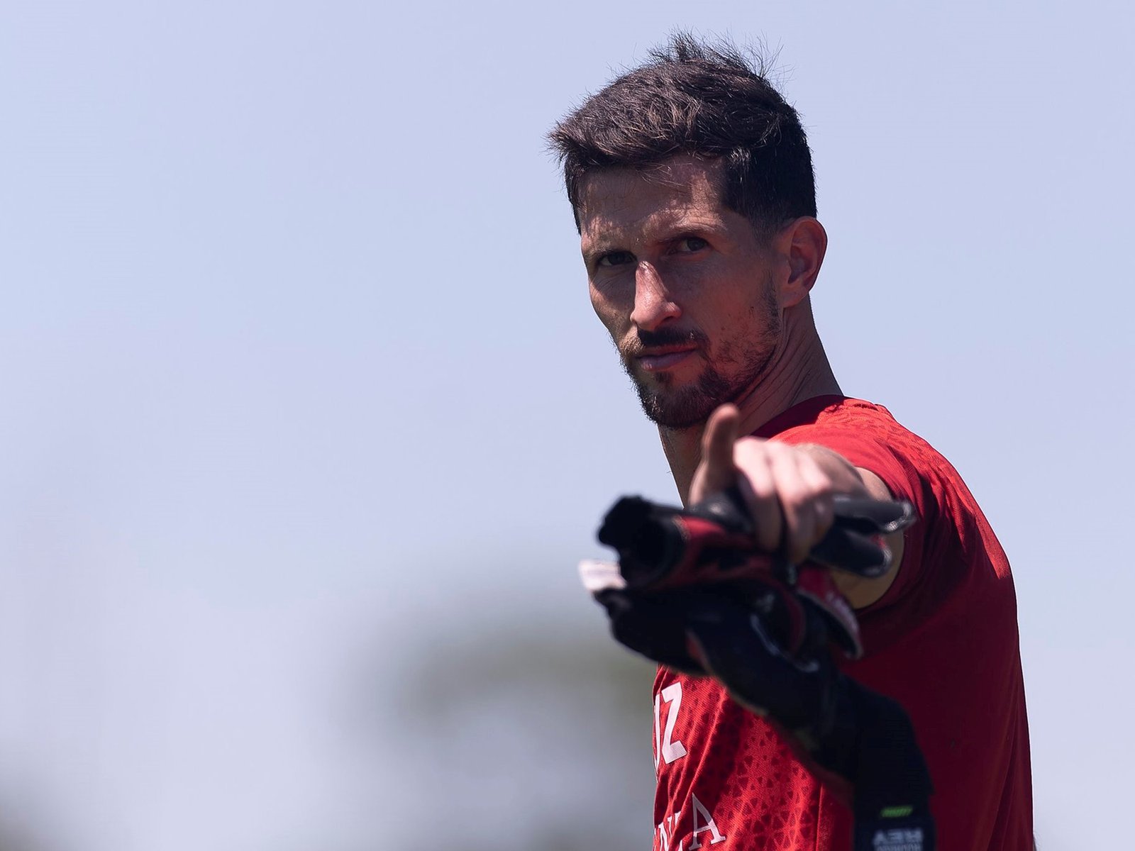 La dura realidad de un gigante del fútbol argentino En un momento crítico para Independiente, el histórico club argentin... Descubre más sobre presión, inclu...
