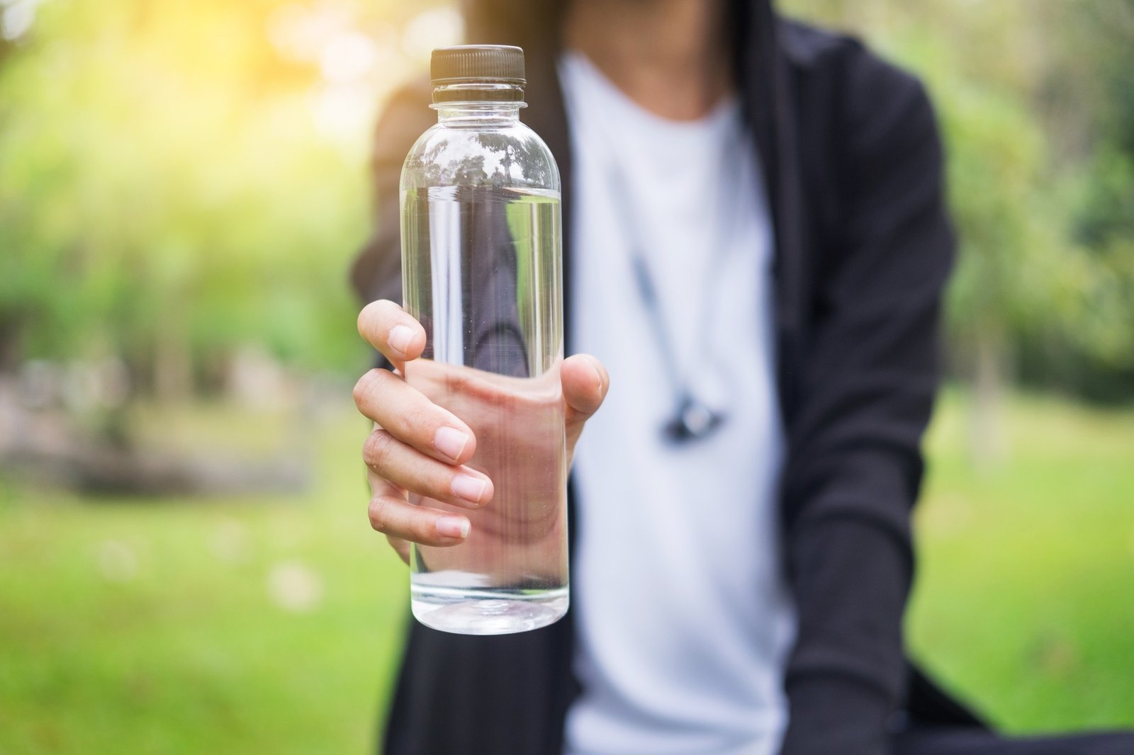 Tomar agua todo el día, también en invierno. Foto Shutterstock.