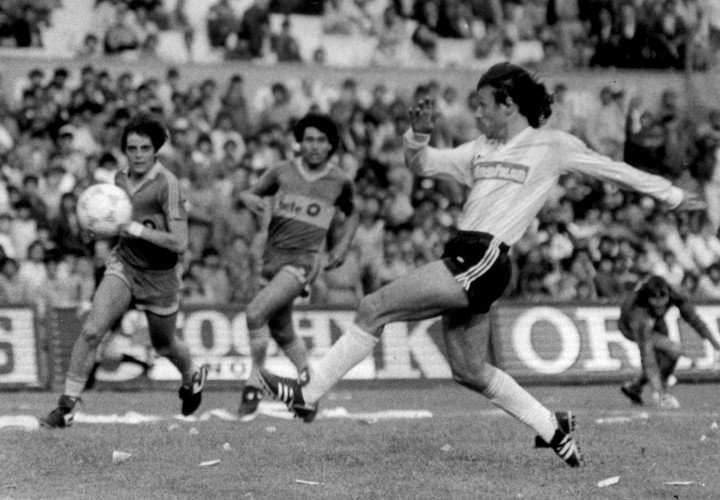 El Toti José Raúl Iglesias, autor de dos goles en el 6-0 a de 1987.