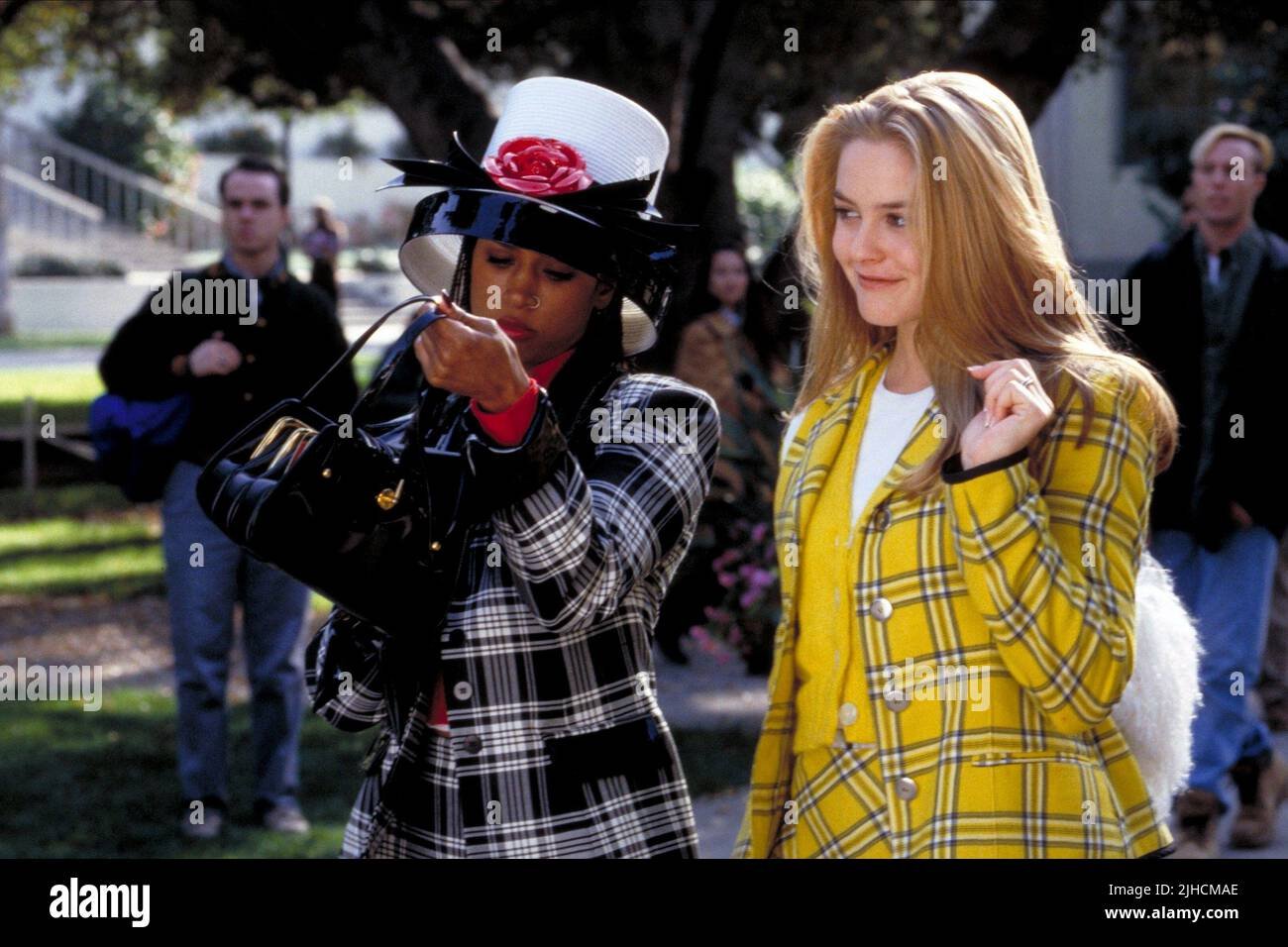 Alicia Silverstone Teases Peacock’s ‘Clueless’ Series: “We Want to Honor” the Original Film