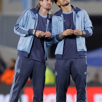 Alerta para Scaloni por los cambios de club de Paredes y De Paul: ¿pueden afectar el nivel de la Selección?