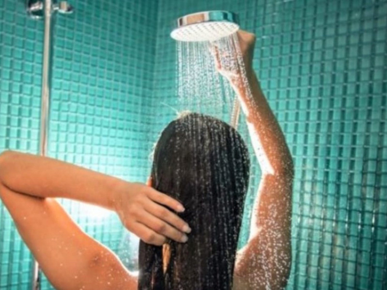 Adultos mayores: cómo debe ser la rutina de baño después de los 70, según especialistas