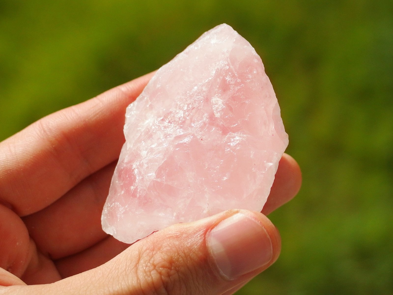 El poder del cuarzo rosa: un aliado en la sanación emocional En un mundo donde las emociones juegan un papel crucial en ... Descubre más sobre aceptar, consi...