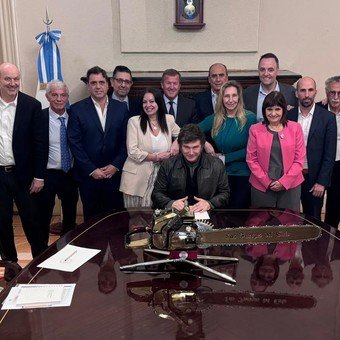 Tras el nuevo revés en el Congreso, Milei reunió por sorpresa a su gabinete y hubo duras críticas a la oposición
