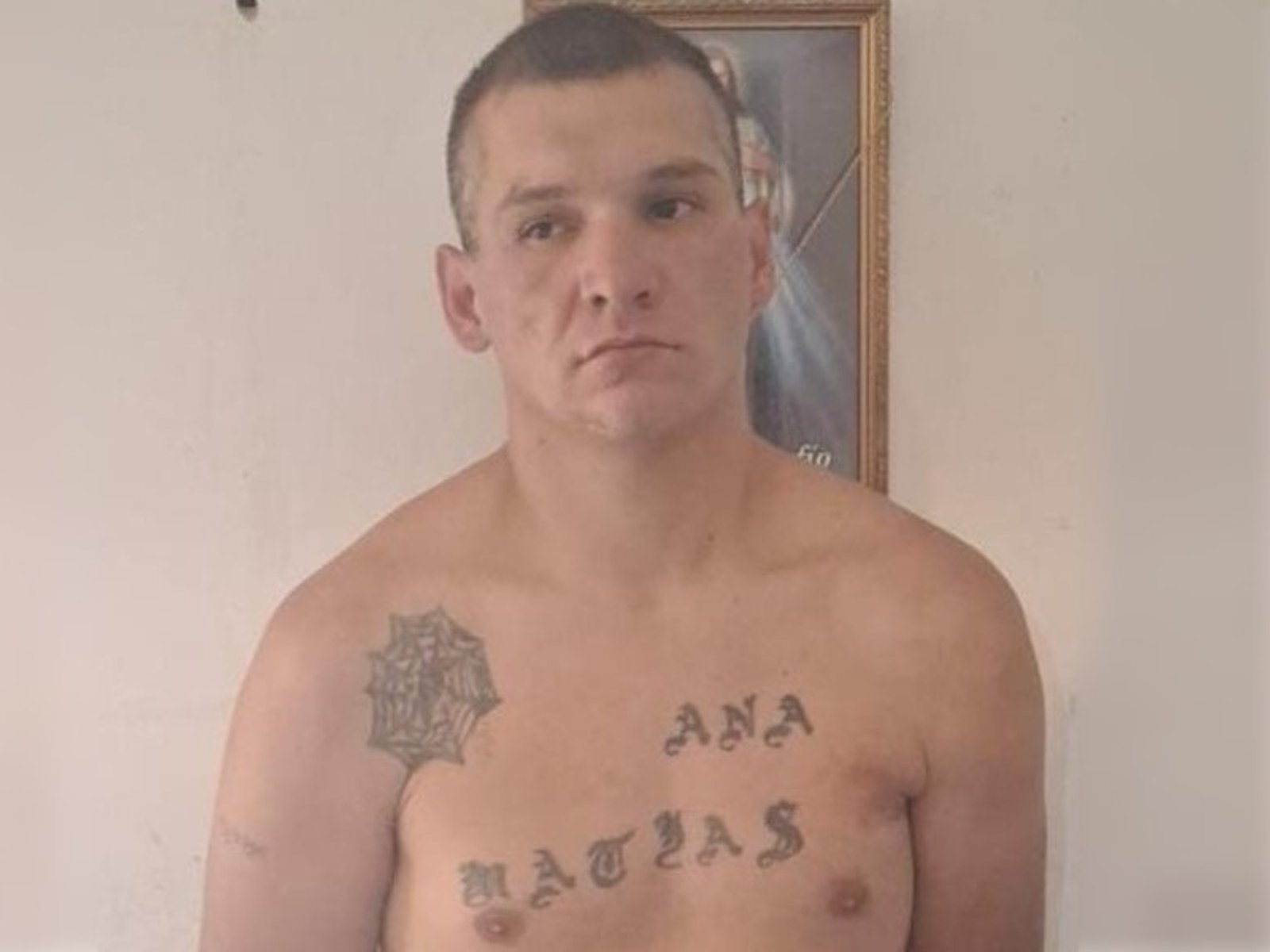 Un oscuro entramado familiar en el corazón de Jujuy La historia que emerge desde el barrio Alto Comedero, en San Salvado... Descubre más sobre abuso, desprot...