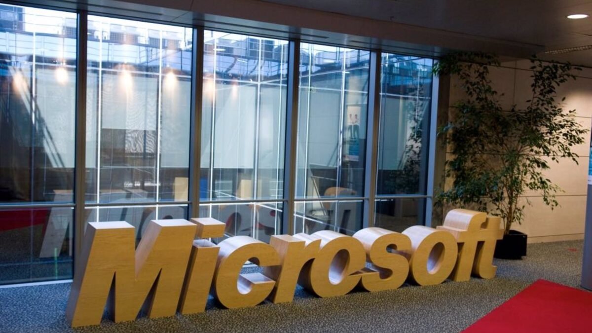 El organismo regulador de la competencia del Reino Unido intervendrá por las plataformas móviles de Apple y Google. iOS