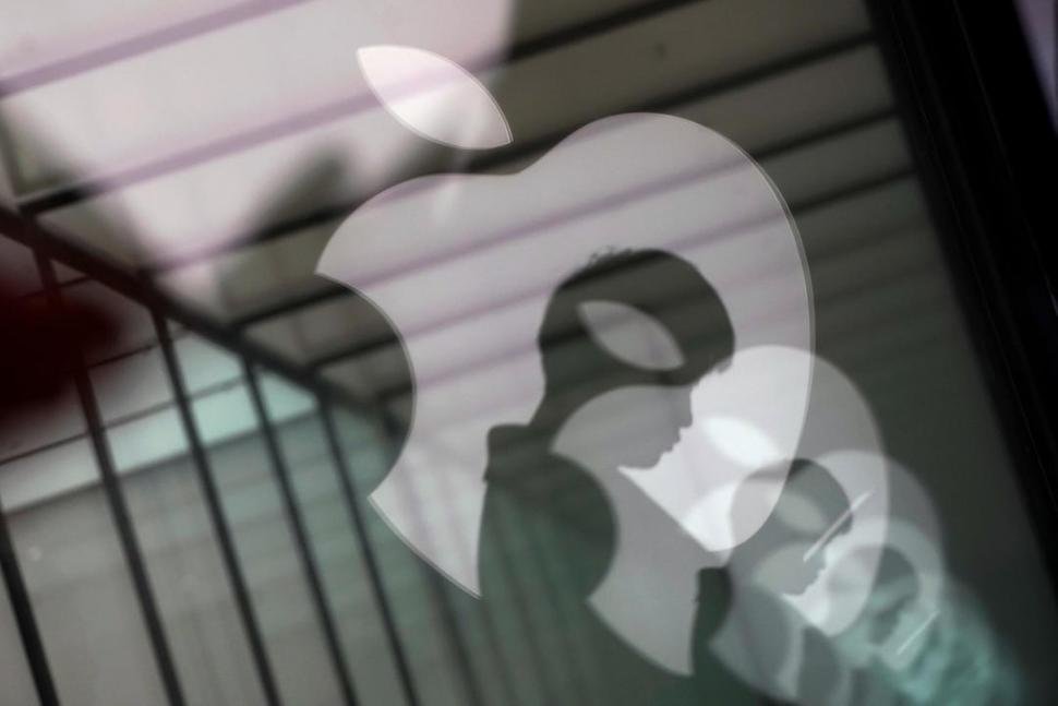Apple calma los temores de Wall Street sobre las dificultades en China y el lento avance de la IA. iPhone
