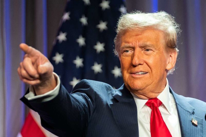 Trump amenaza con un arancel del 100% a los chips… pero no a Apple. iPhone