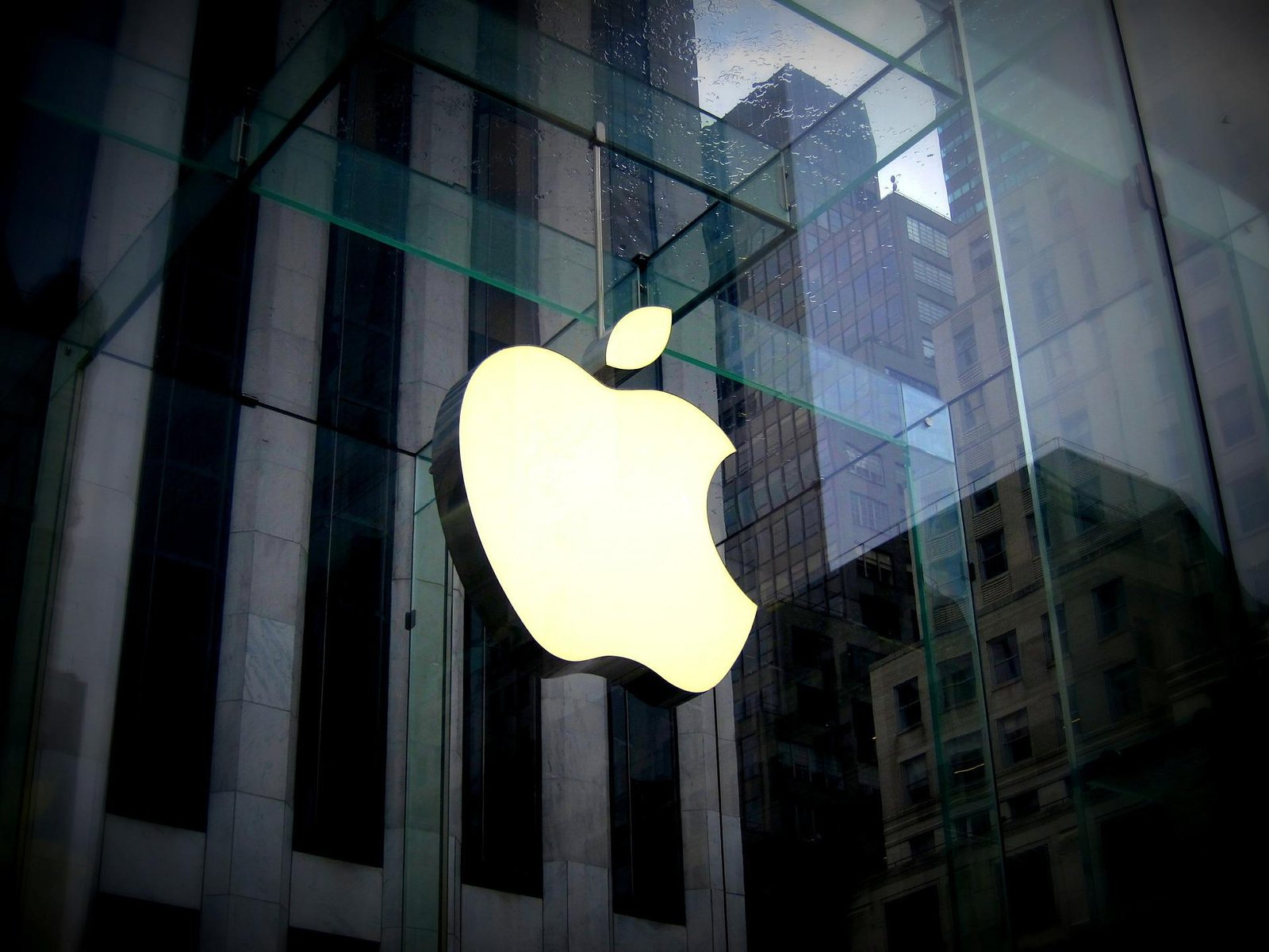 Apple está demandando a Apple Cinemas.
