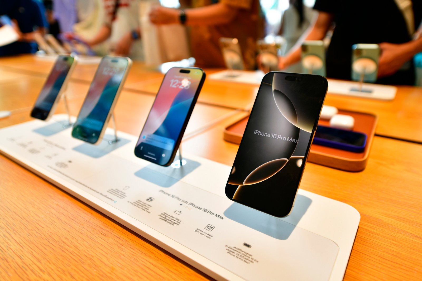 Apple aumentará los precios del iPhone 17 en 50 dólares, con una excepción, dice un analista. Parece que solo escribiste "ios". Si te referías a algo más específico o necesitas traducir un texto diferente, por favor proporcioname más información y con gusto te ayudo.