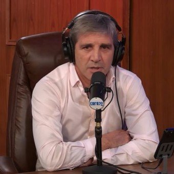 "Ante el riesgo kuka algunos deciden cubrirse": Luis Caputo explicó por qué el dólar saltó hasta los $1.380